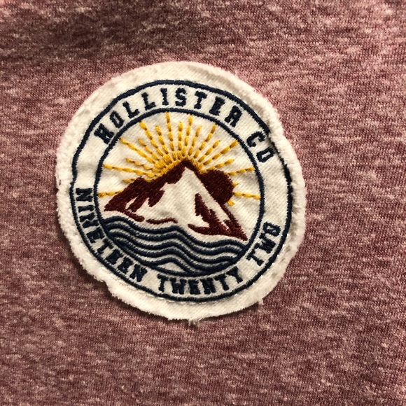 Hollister long sleeve T-shirt - Picture 2 of 5